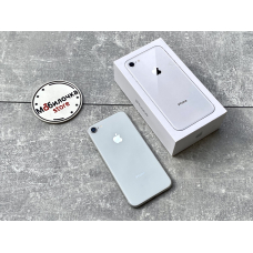 Apple iPhone 8 64Gb Silver Хорошее Б/У